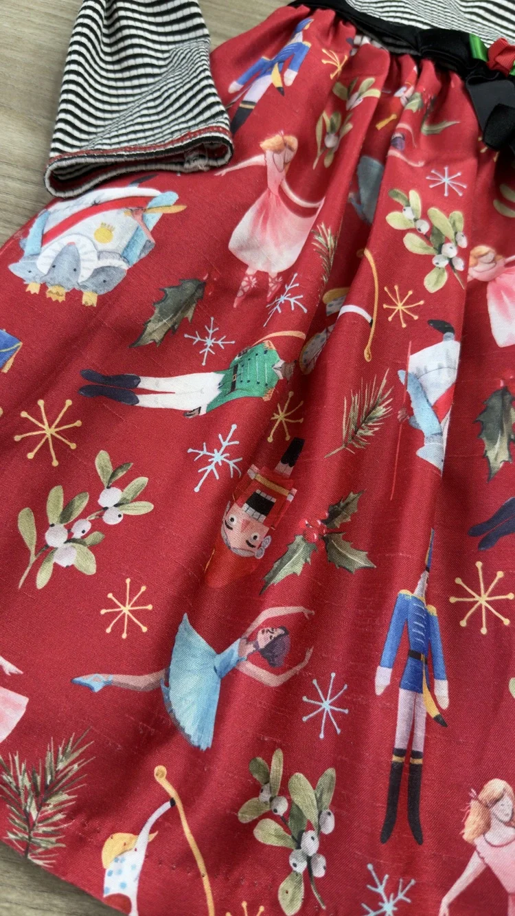 Nutcracker Ballet Girls Holiday Dress Red Black Striped Size 4/4T Bonnie Jean
